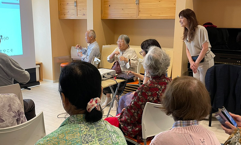 シニア向け 懐メロ会